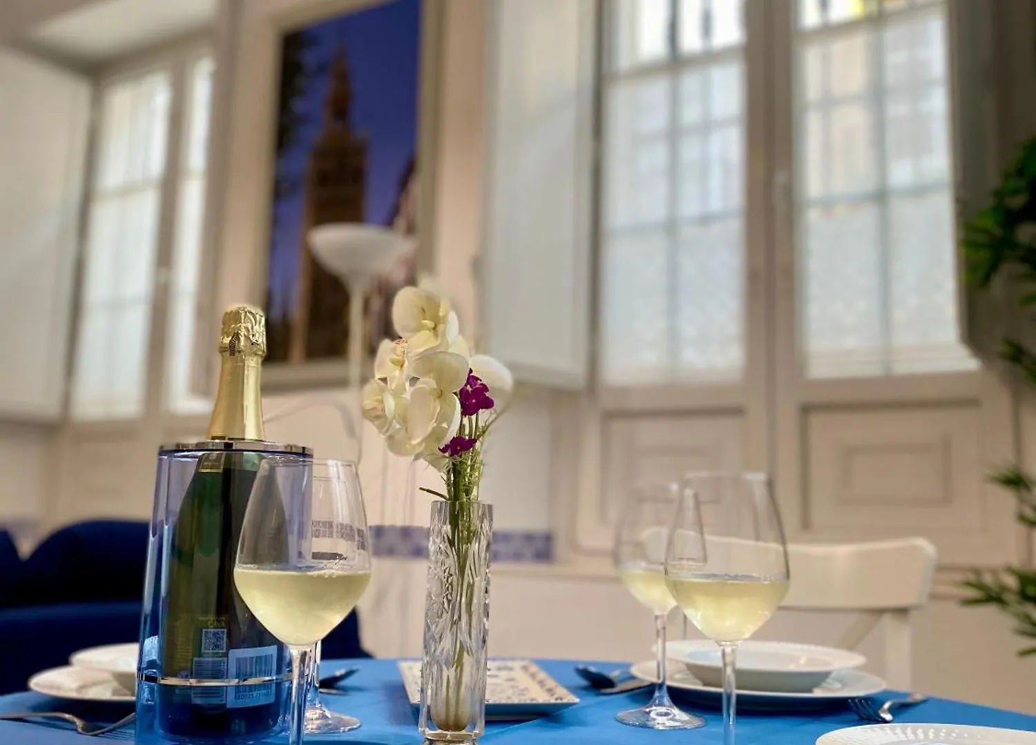 Contacten van Santa Cruz - City Center Boutique Apartment-Private Free Parking
